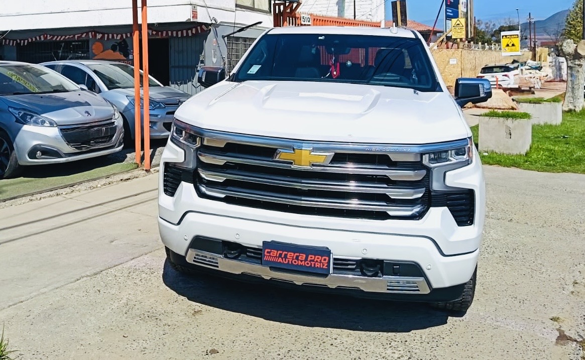 Chevrolet Silverado High Country — foto 2 de 7