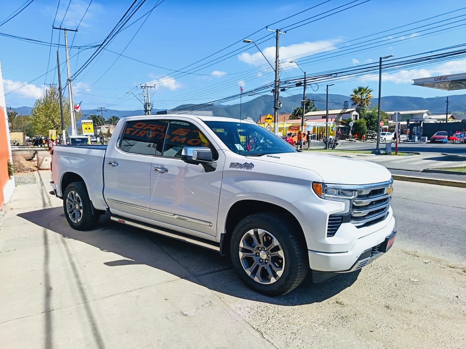 Chevrolet Silverado High Country — foto 3 de 7