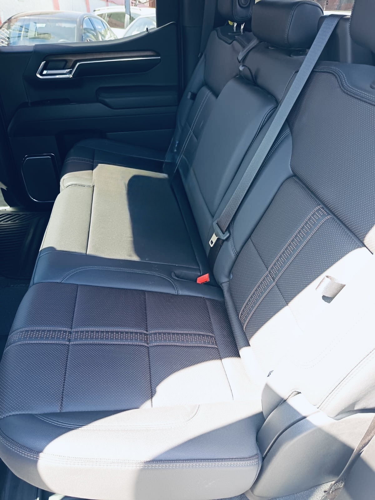 Chevrolet Silverado High Country — foto 7 de 7